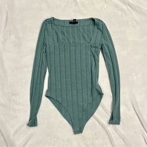 NWOT Forever 21 Ribbed Long Sleeve Blue-Grey Bodysuit Size L